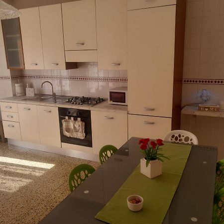 Casa Vacanza Nonna Dora Матера Екстер'єр фото