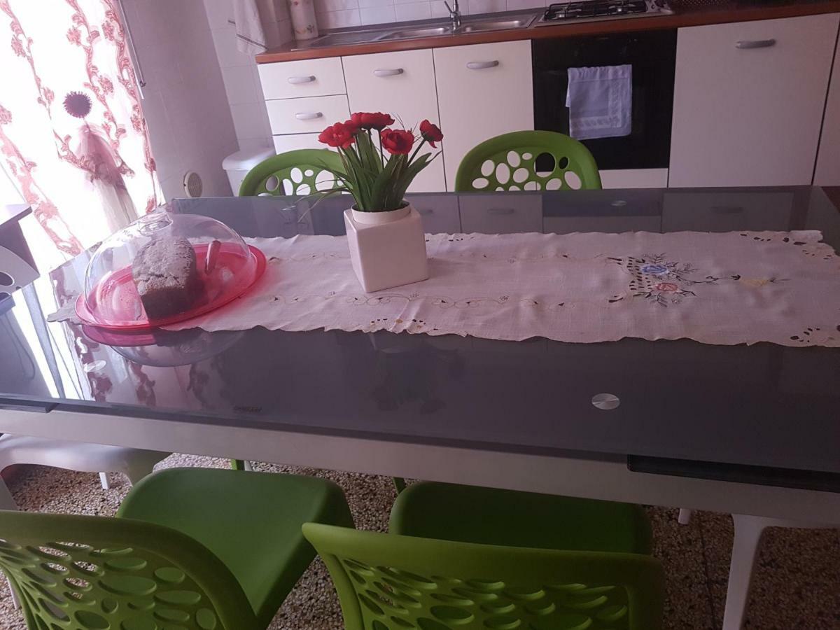 Casa Vacanza Nonna Dora Матера Екстер'єр фото