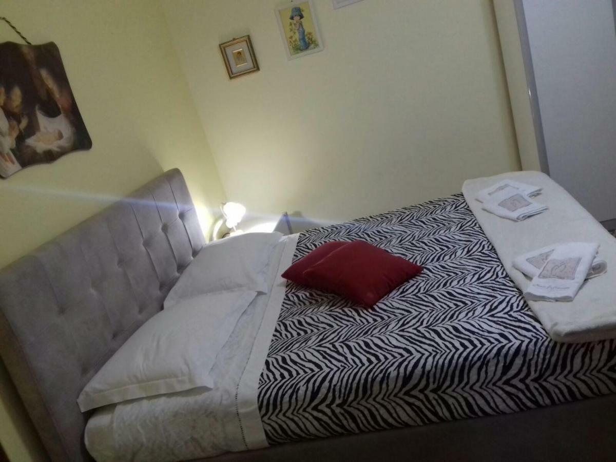 Casa Vacanza Nonna Dora Матера Екстер'єр фото